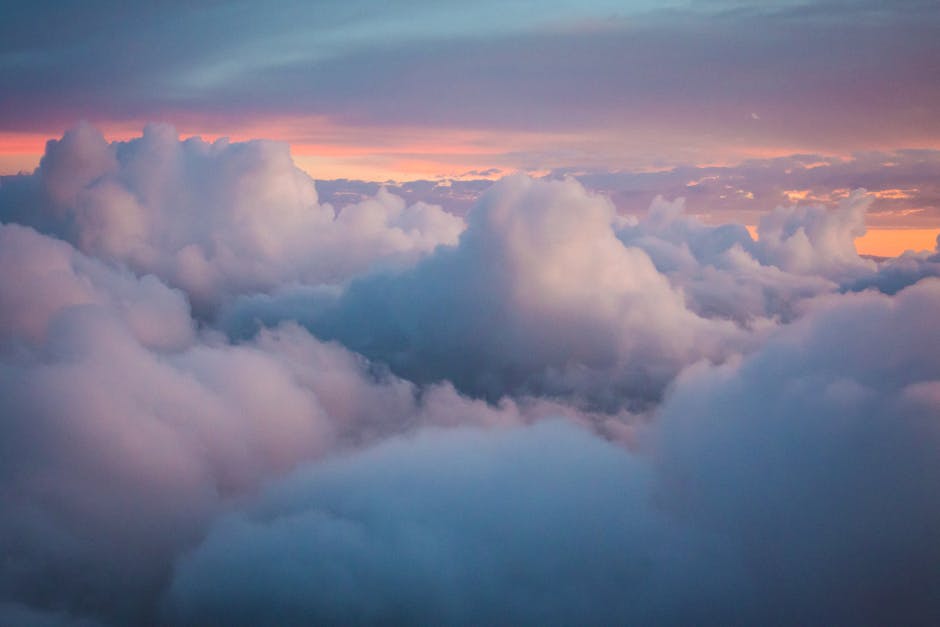 pexels-photo-2114014-cloud-solutions-summit-26-27-maja-2015-warszawa