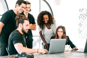 pexels-photo-3153201-patronat-mentora-pl-moj-start-up-warsztaty-wspierajace-rozwoj-biznesu-28-marca-2014-warszawa-start-up
