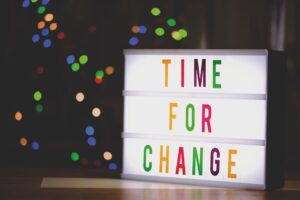 pexels-photo-2277784-polacy-juz-nie-boja-sie-zmian-w-organizacjach-zarzadzanie