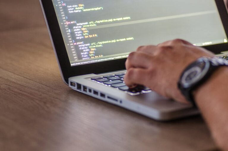 pexels-photo-574071-programy-dla-firm-rodzaje-przeznaczenie-sposob-dostepu-zarzadzanie